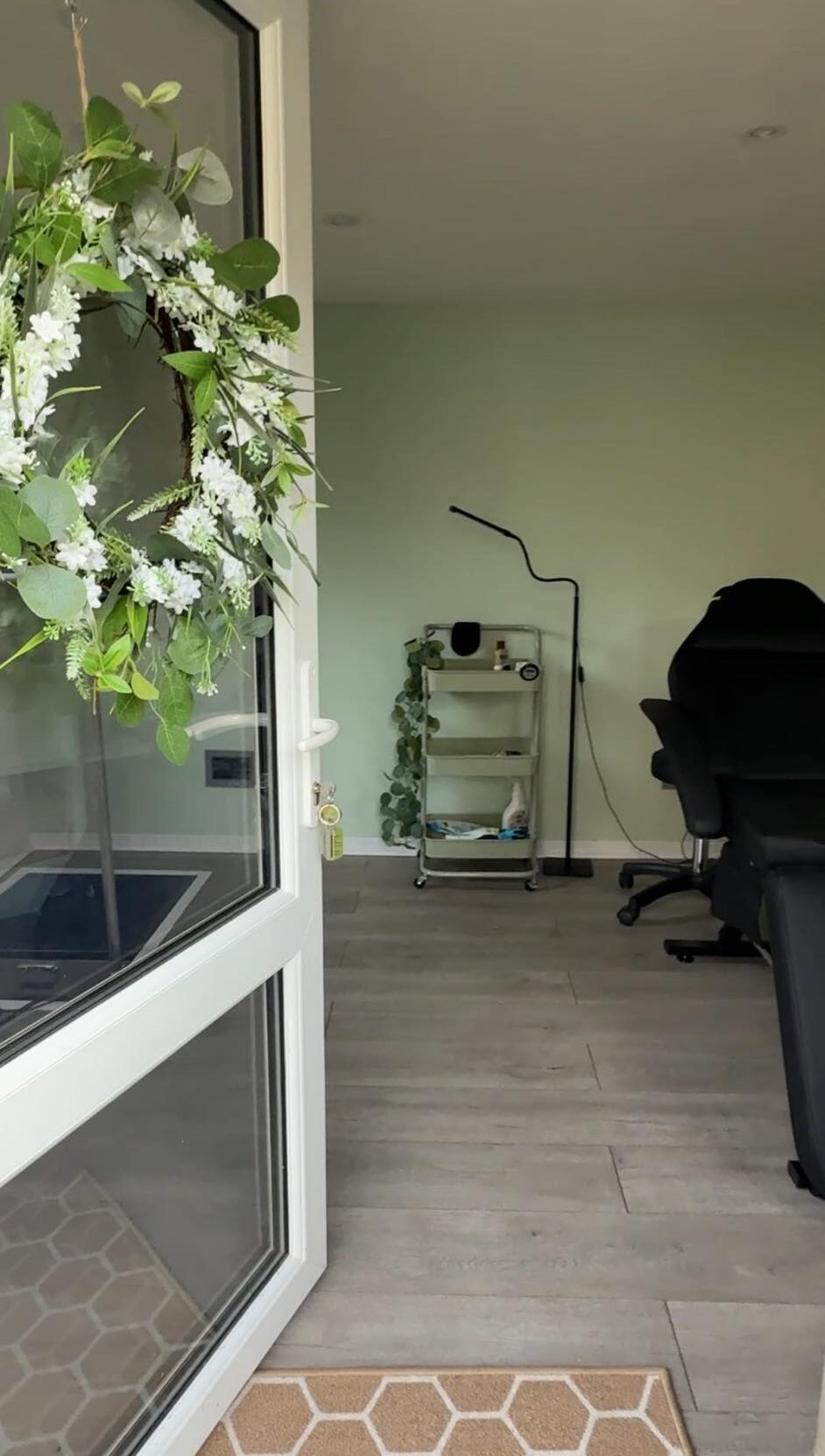 Looking inside the ButtonBee studio